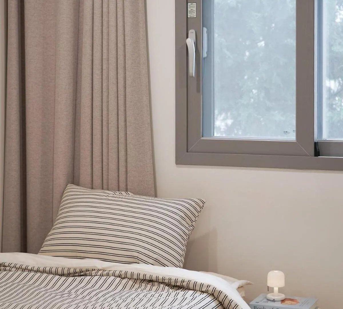 Vila #Seoul#3-Bedroom#Philos House#Gyeongbok Palace#Cheonggyestream#Sungshin Women University Station Line4#Ev#Good Sleep#